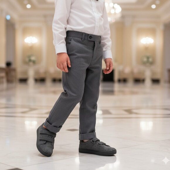 New AKID Gray LEATHER Sneakers Trainers VELCRO Closure SZ 3 YEAR - Picture 3 of 15